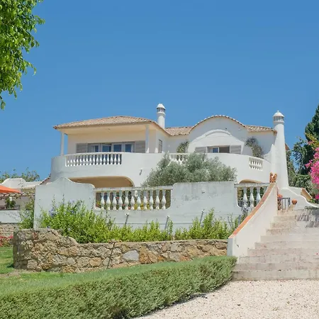 Casa Flores * لاغوس