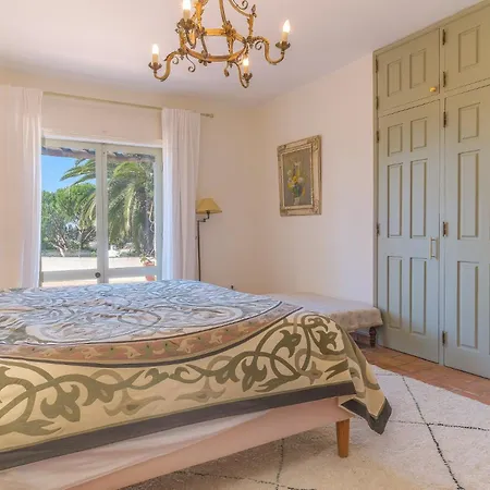 Casa Flores * Albardeira