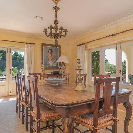 Casa Flores Villa