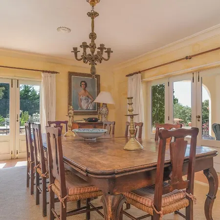 Casa Flores Villa