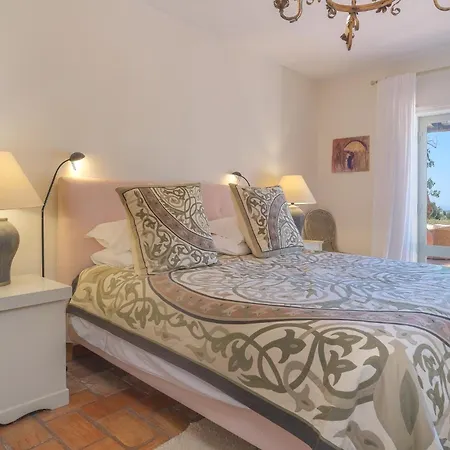 Casa Flores *